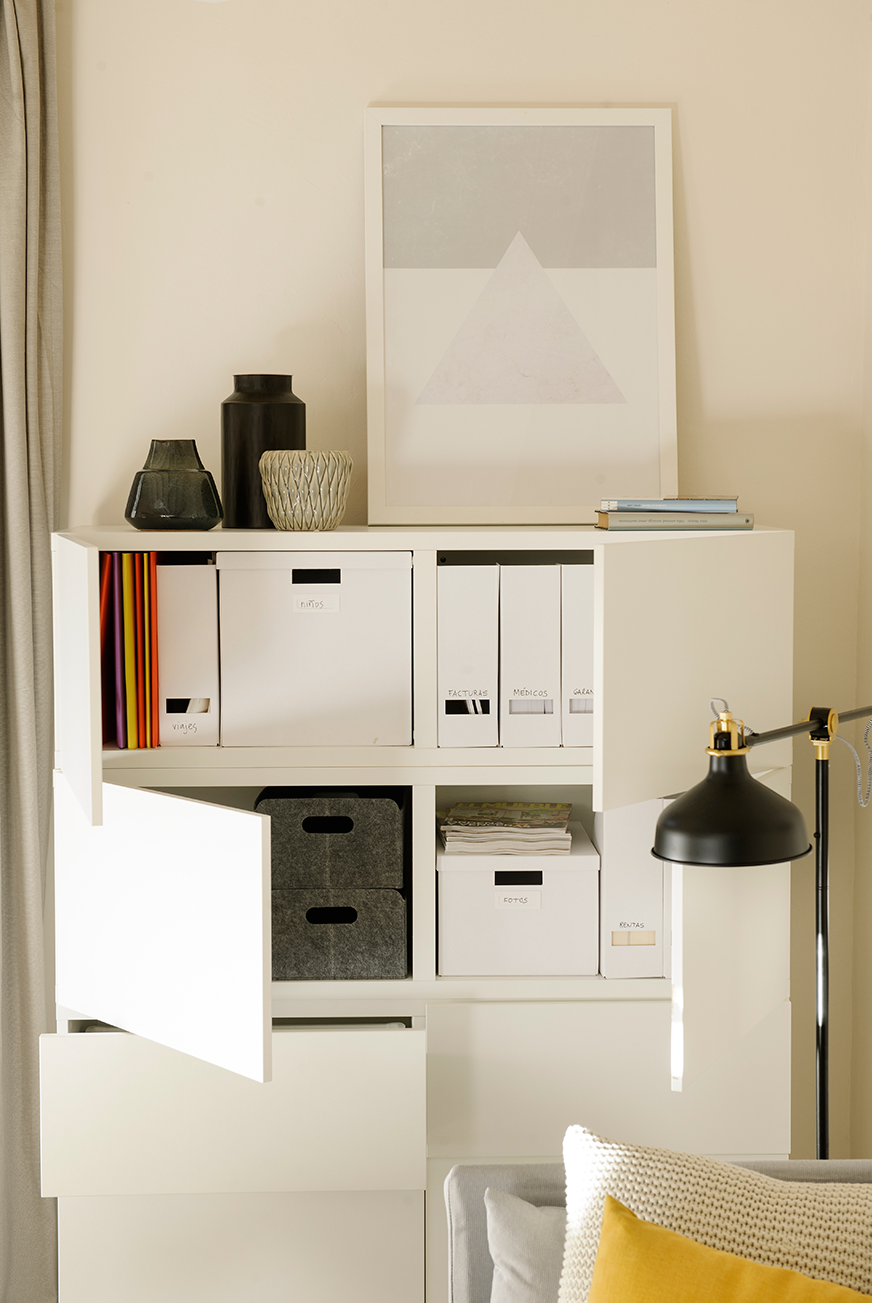 Aparador modular blanco. 