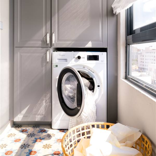 ¿Es necesario usar suavizante para lavar la ropa?