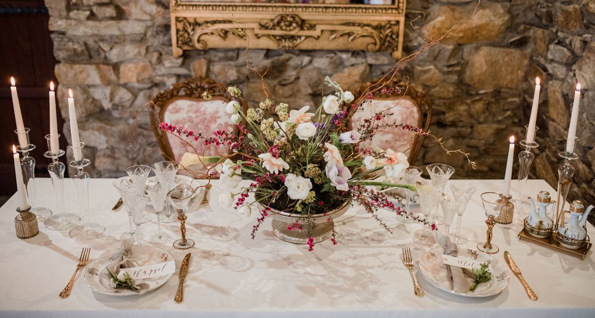 mesa de bodas - Cristina-cañibano-. Decorar la mesa principal de los novios como el resto 