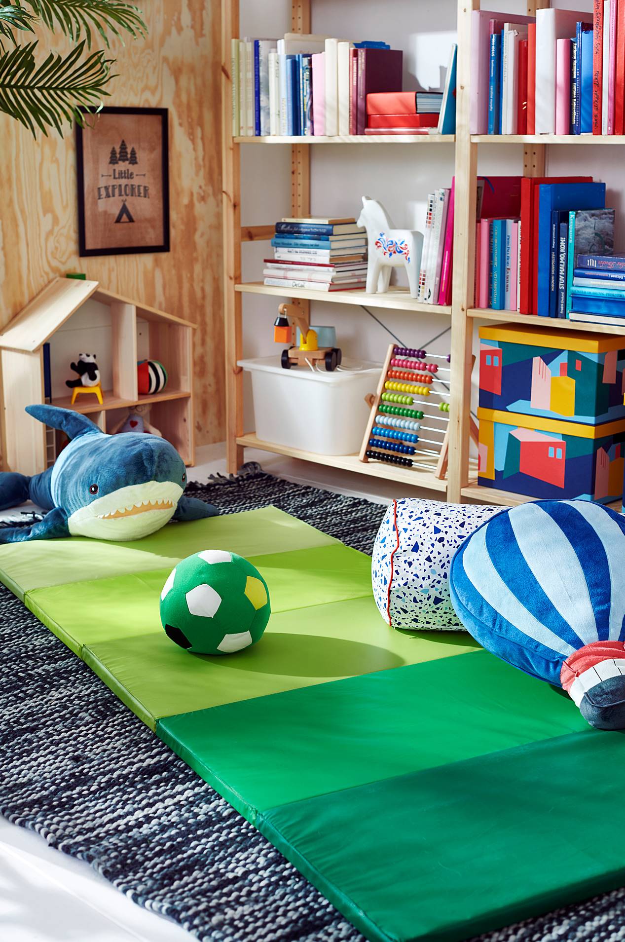Alfombrilla verde plegable para juegos infantiles PLUFSIG de IKEA