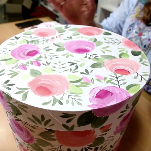 Tutorial: cómo pintar una caja de flores preciosa