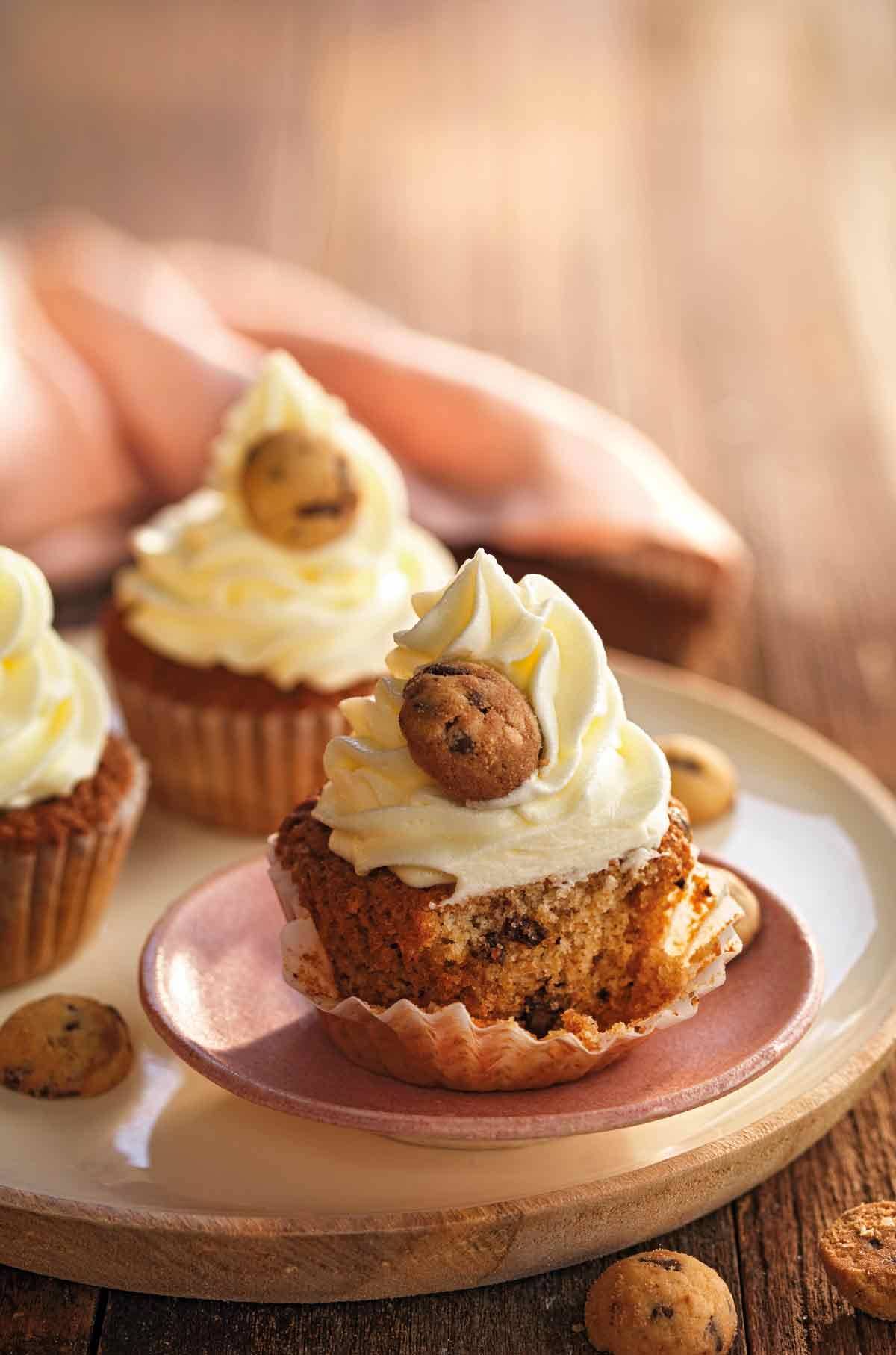 receta-de-cupcakes-galletas-de-chocolate-00487476