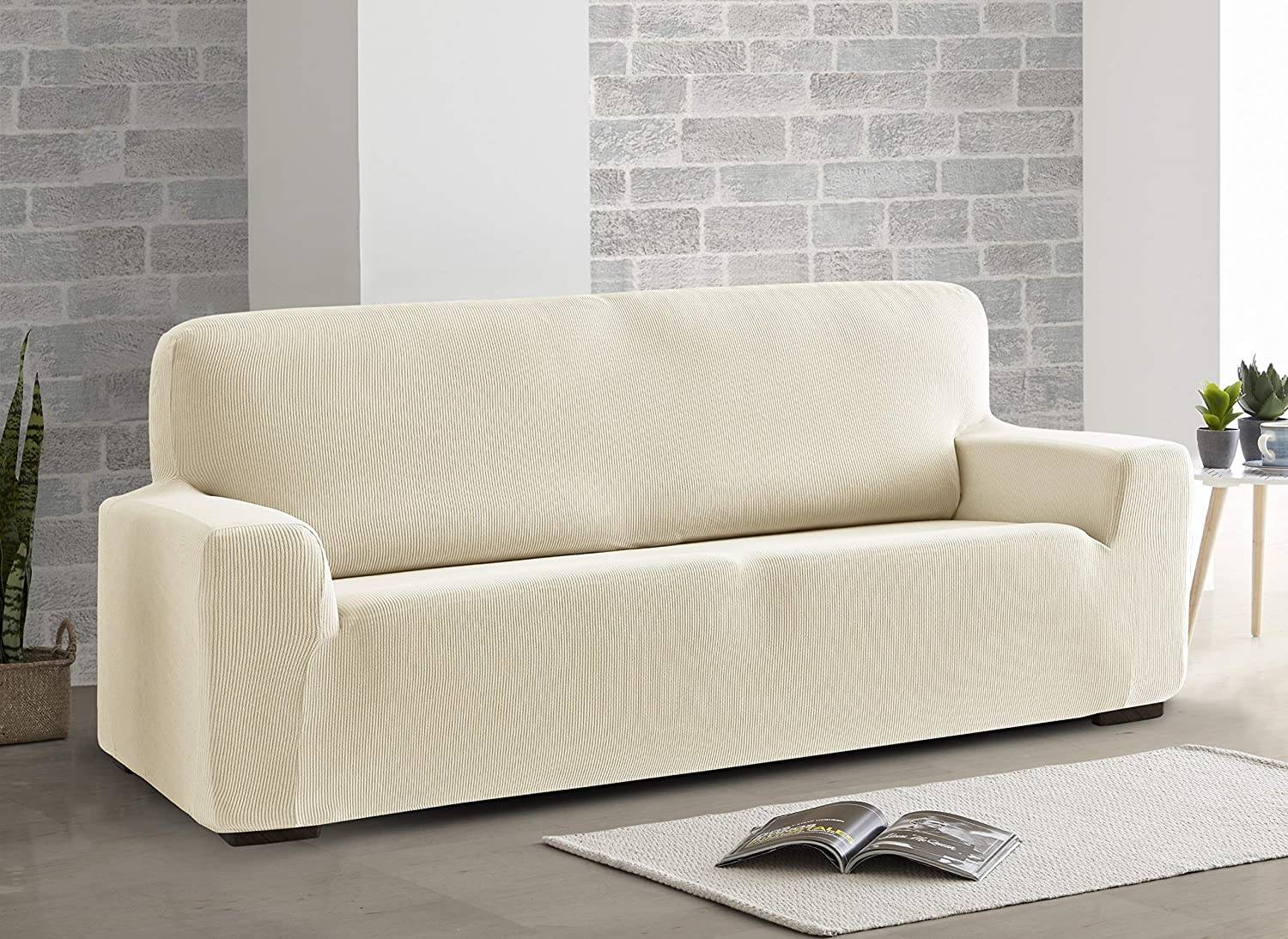 Funda sofa elastica de ManoMano de color beige