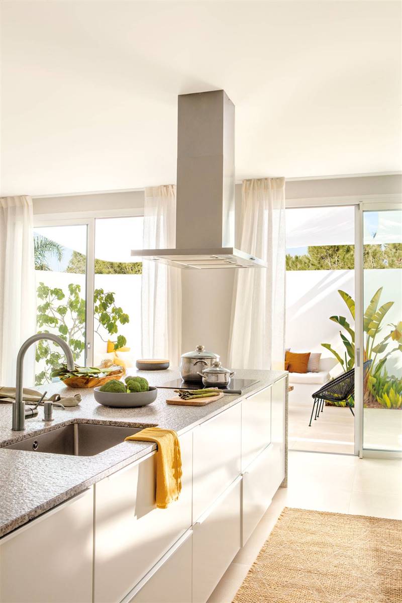 Cocinas modernas blancas: 50 fotos con muchas ideas decorativas