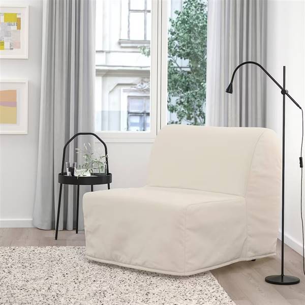 ¿Un sillón de IKEA que se convierte en cama? Existe, ¡y es perfecto para pisos pequeños!