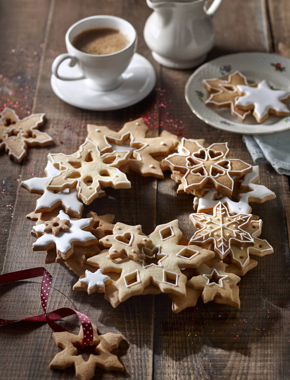 Galletas de Navidad: Corona de galletas de mantequilla glaseadas.