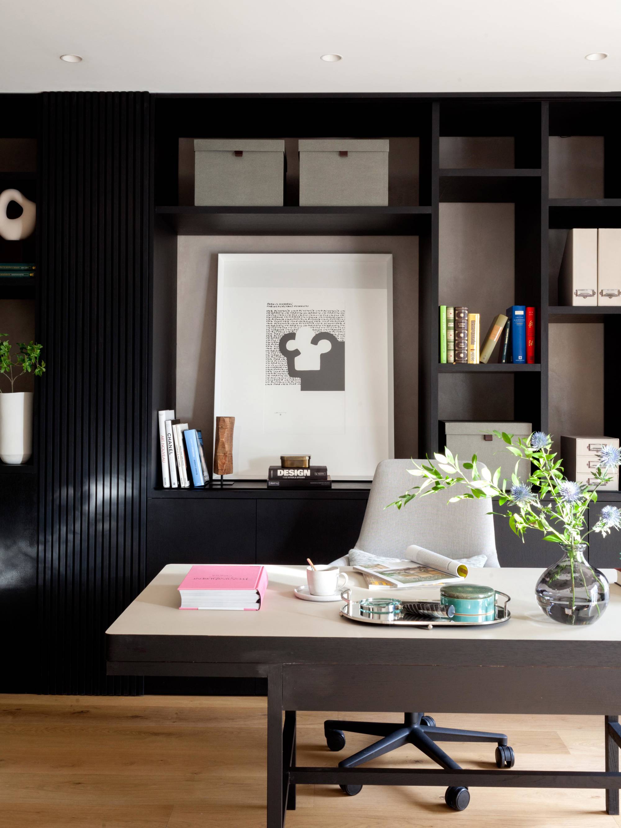 El despacho sofisticado y lleno de estilo después de pasar por las manos de Majo Flores Interior Design Studio.