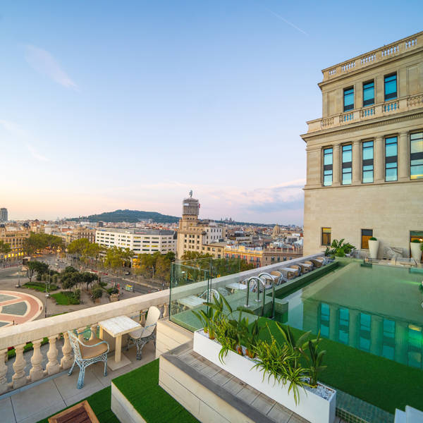 Un hotel para amantes del diseño y el arte en el corazón de Barcelona