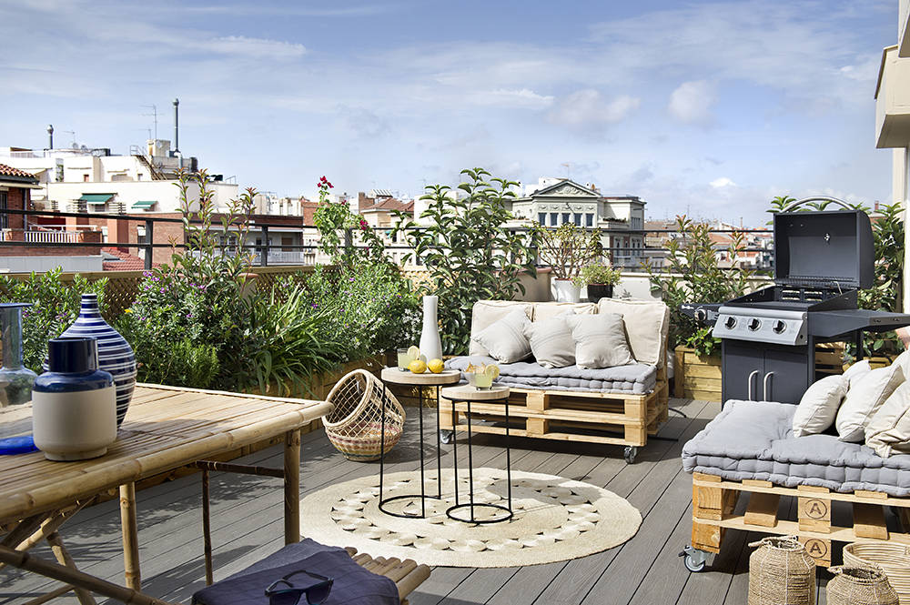 Las azoteas o "terrado" en Barcelona, suelen utilizarse para tender la ropa y usar como terraza