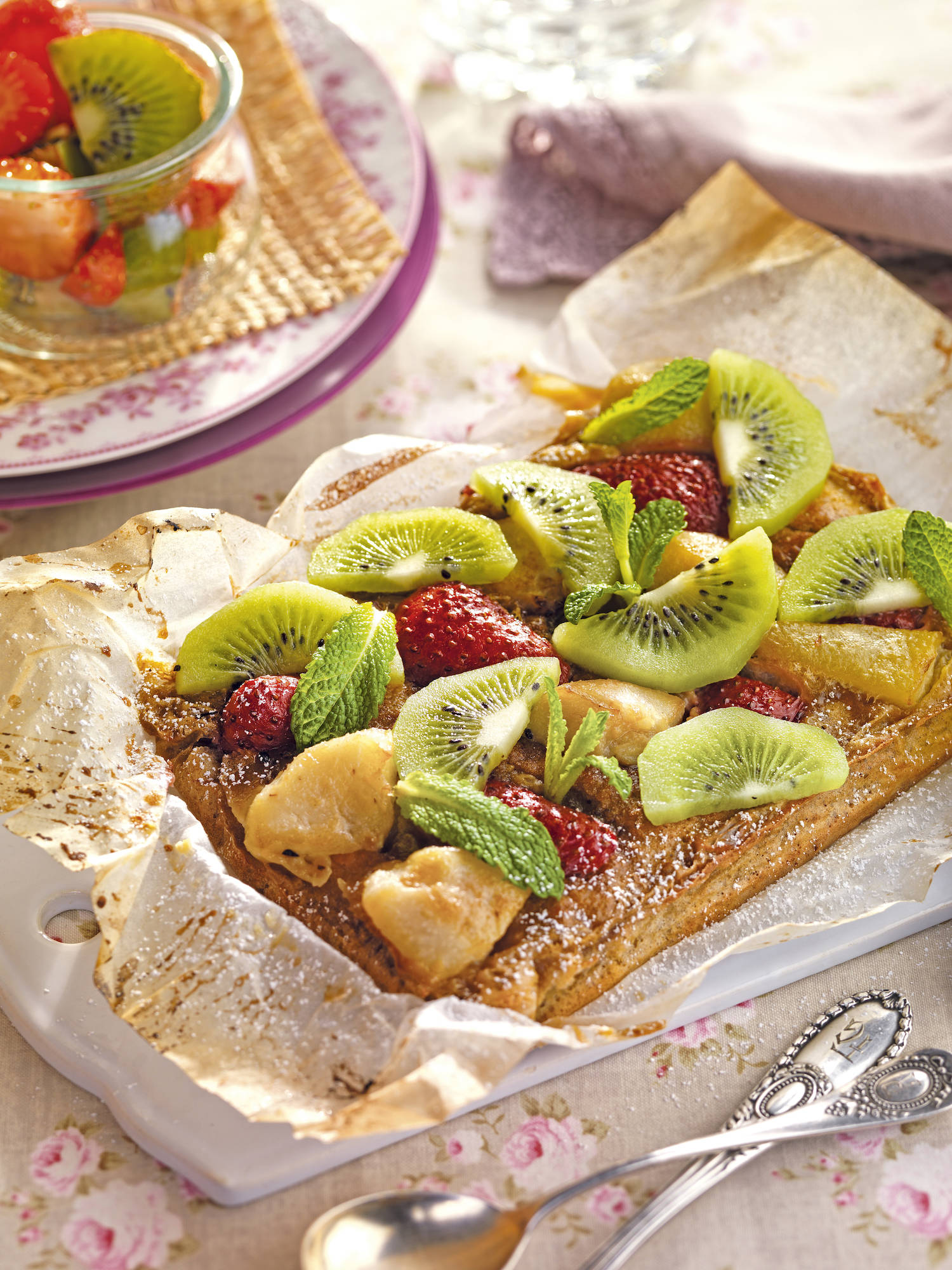 Tortilla dulce de kiwi, fresas y pera