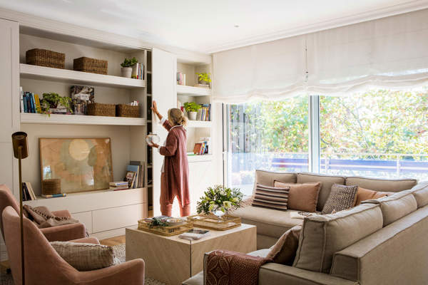 Muebles para guardar, ordenar y almacenar en el salón
