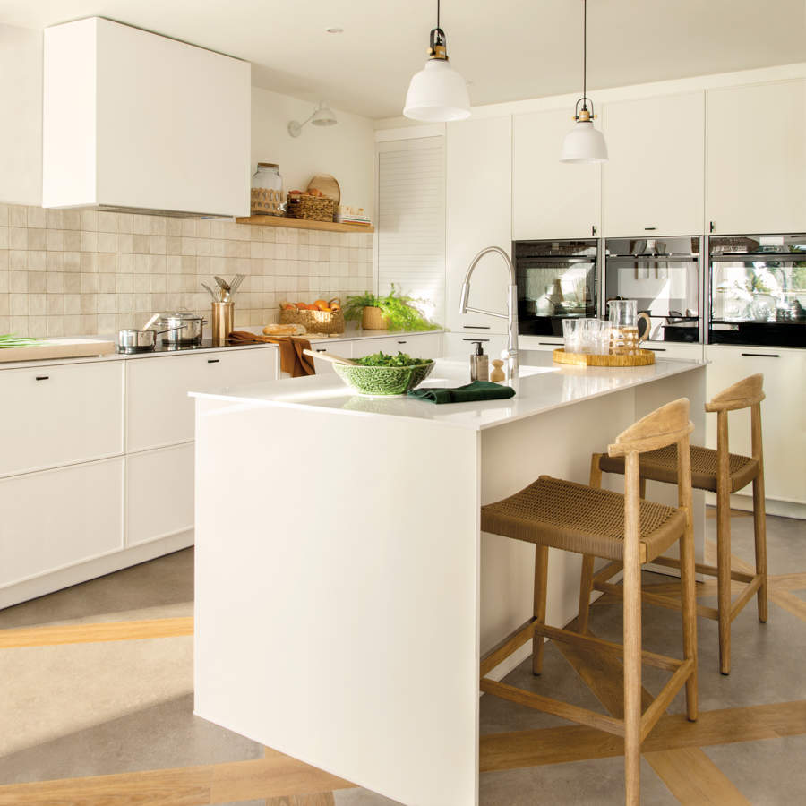 10 azulejos más bonitos para cocinas blancas y modernas que son tendencia 2023.
