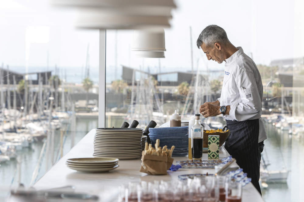 Excelencia en la cocina del restaurante Tastavents del Hotel Marina Badalona