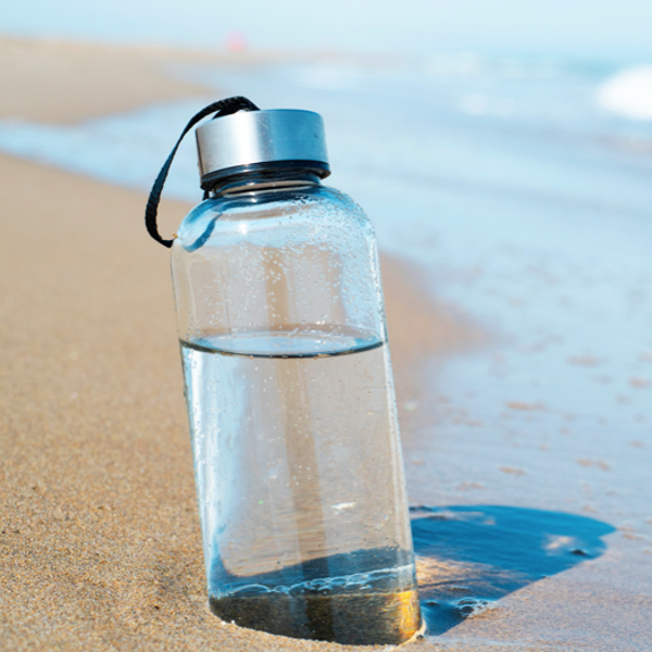 3 trucos caseros fáciles e infalibles para limpiar la botella de agua reutilizable, ¡adiós cal y mal olor!