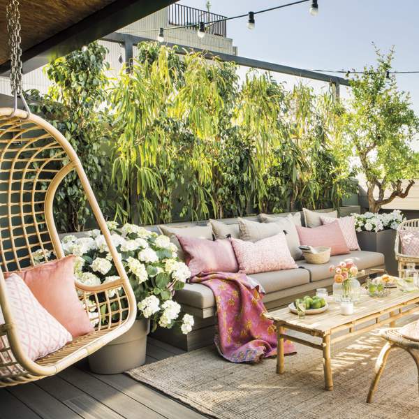 Los 5 mejores conjuntos de exterior de Leroy Merlin: equipa tu terraza, balcón o porche y consigue un total look 'El Mueble' 