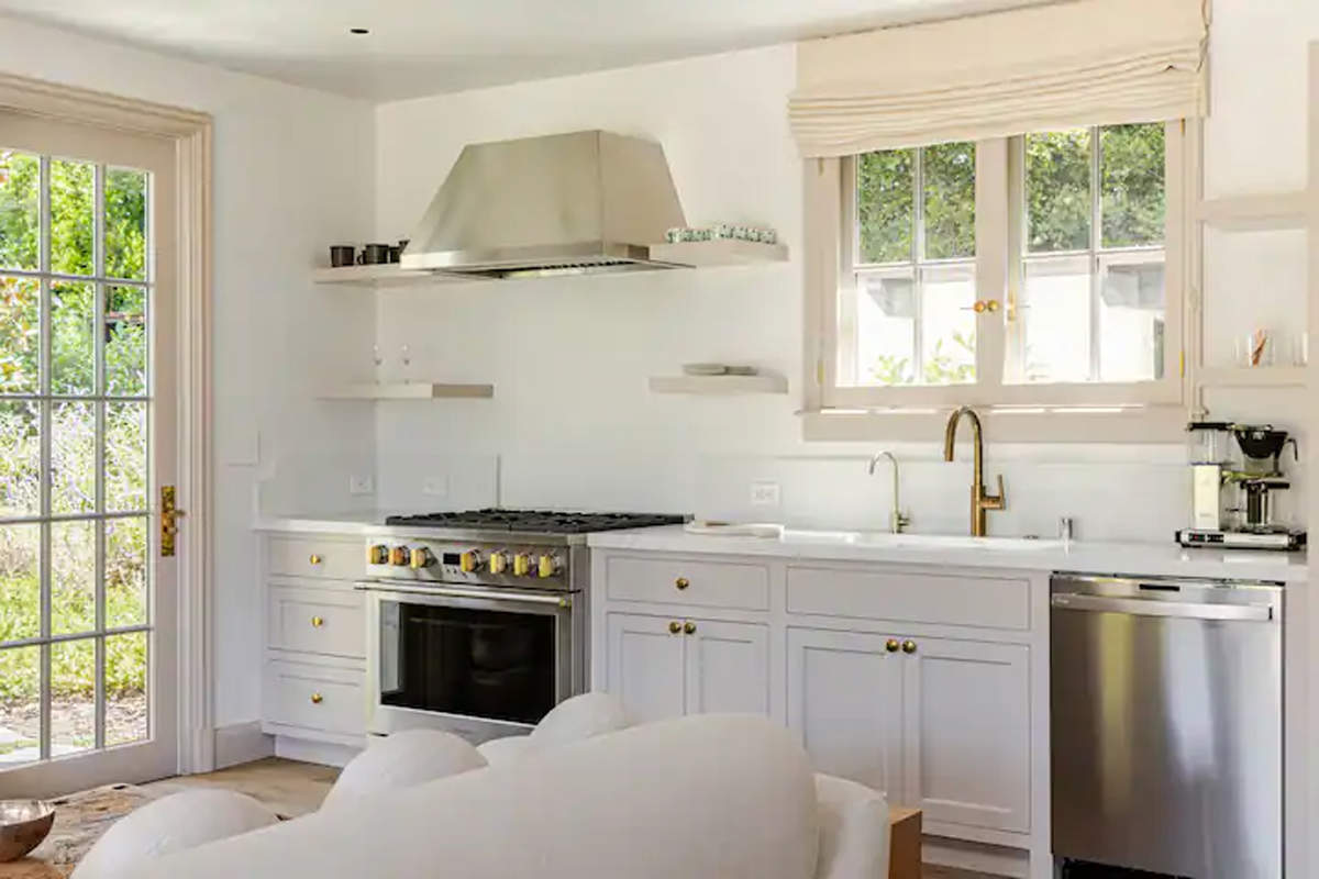 cocina casa alquiler airbnb gwyneth paltrow