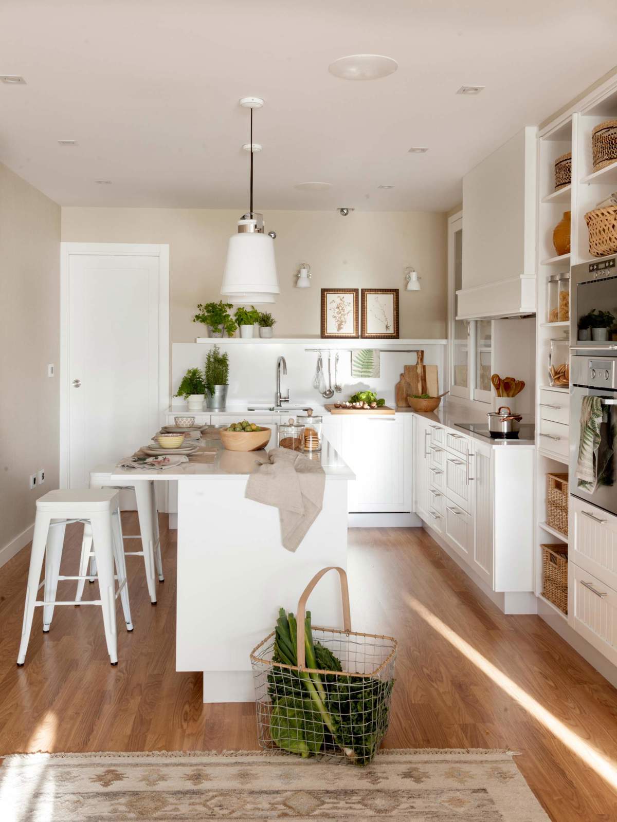 La mejor distribución de cocina: 14 FOTOS e ideas de cocinas en forma ...