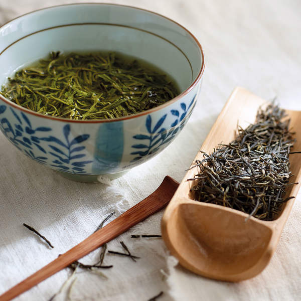Beneficios del té verde: sus propiedades y cómo prepararlo.