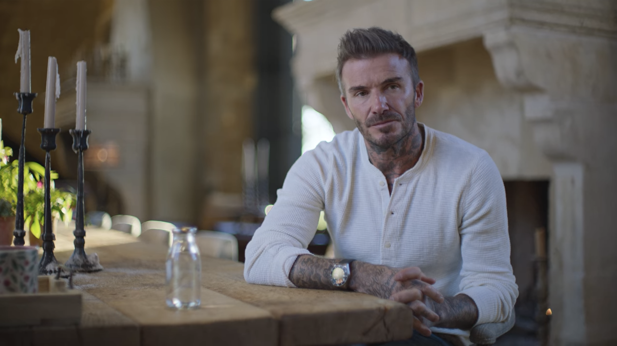 David Beckham en su casa en la campin~a inglesa