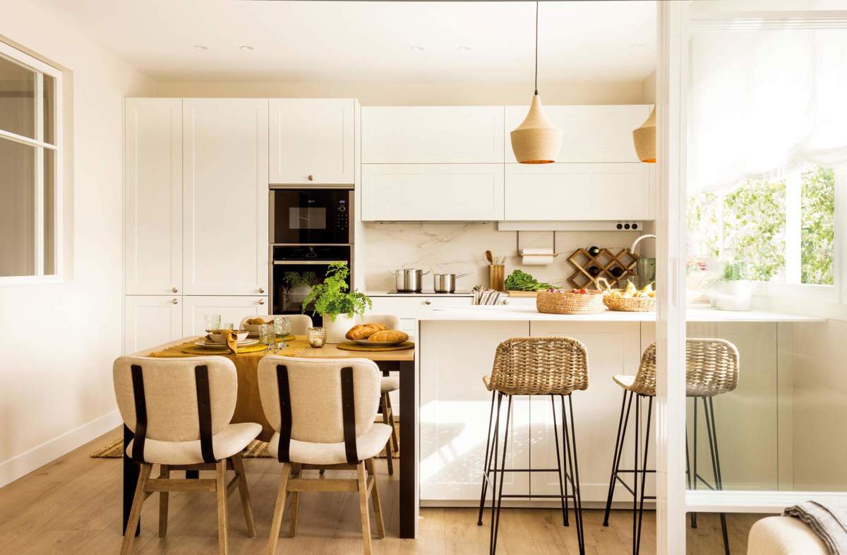 8 cocinas con zona de desayuno (offices, barras, mesitas...) bonitas y ...