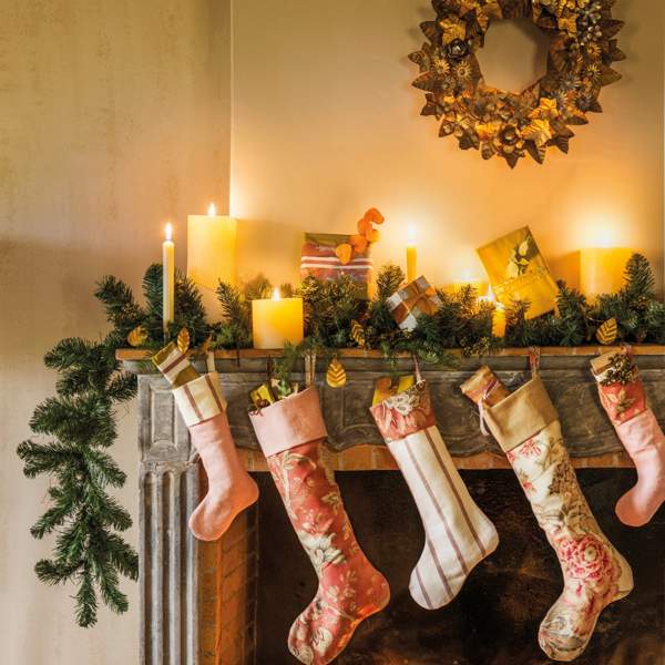 8 coronas y guirnaldas de Navidad de la revista El Mueble inspiradoras para dar un toque mágico a tu casa
