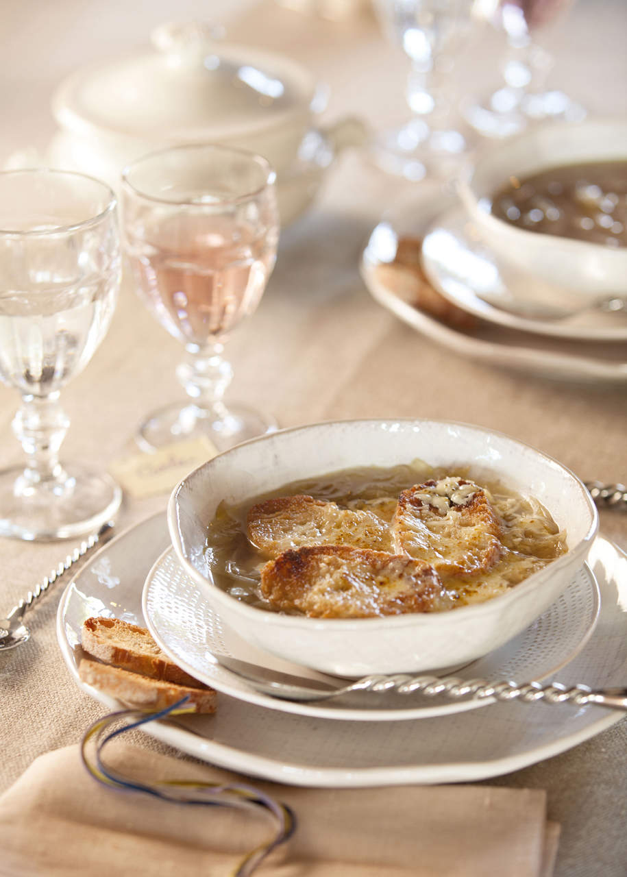 Recetas de sopa de cebolla: sopa de cebolla al oporto.