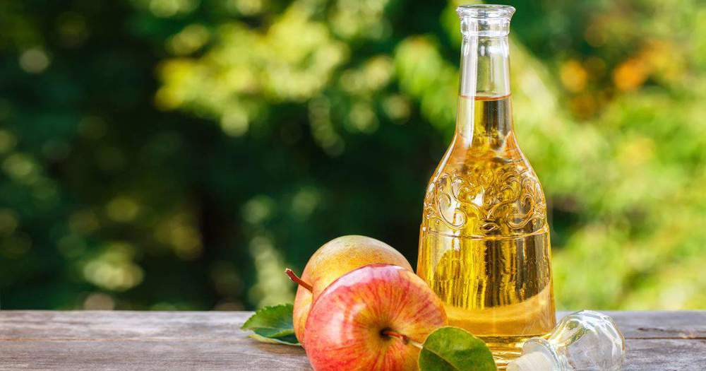 Beneficios de tomar vinagre de manzana en ayuna por las mañanas