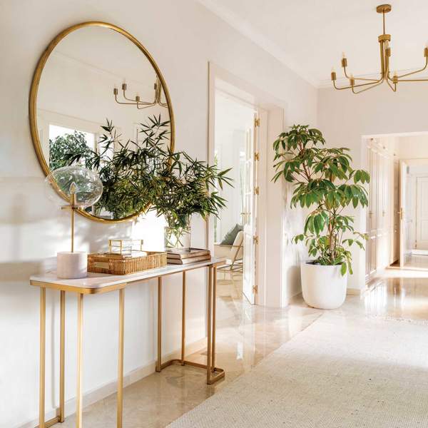 Decoración de la entrada de casa: los 10 trucos infalibles de Maisons du Monde para decorar el recibidor y que sea la zona más estilosa