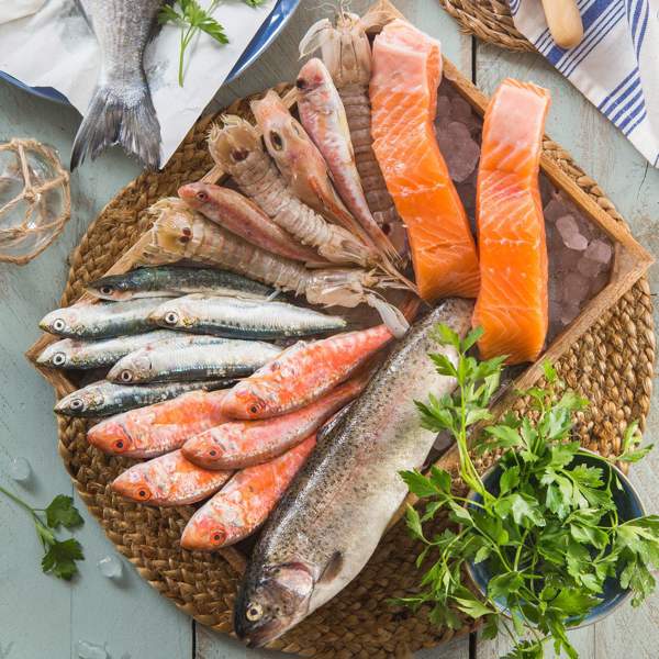 El truco definitivo para que el pescado congelado no pierda su sabor con el ingrediente que tomas todos los días