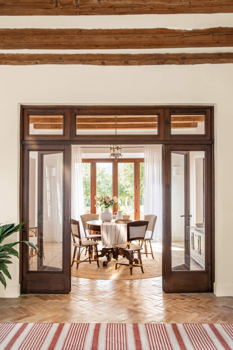 Adiós puertas interiores sin estilo: 9 ideas fáciles y resultonas para ...