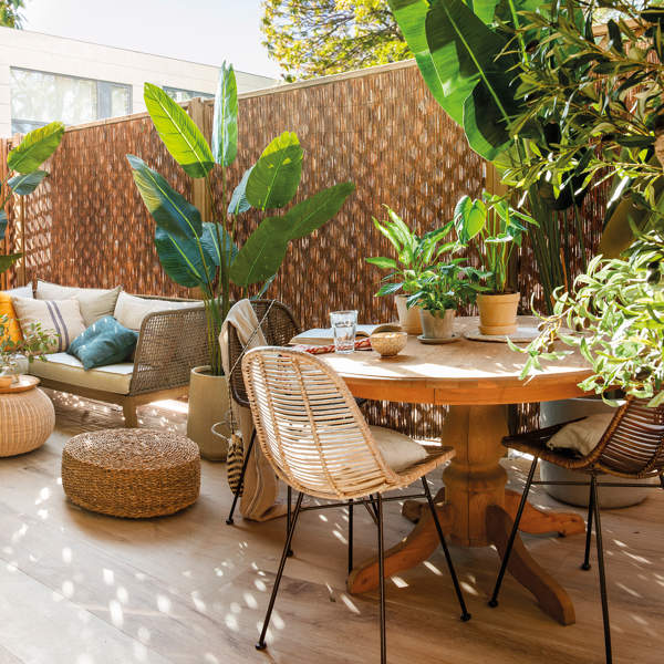Decorar una pared del patio o la terraza y lograr un resultado ESPECTACULAR: 4 ideas originales y llenas de estilo sin gastar mucho