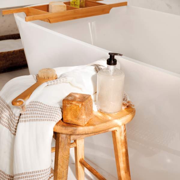 7 cosas del baño que puedes dejar relucientes con un solo limpiador natural: con solo 4 ingredientes que seguro tienes en casa
