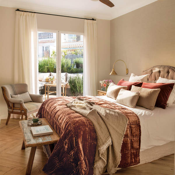 Los dormitorios que verás en la revista El Mueble de este mes: acogedores, relajantes y llenos de estilo 