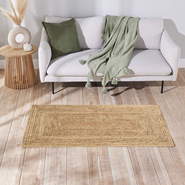 Lidl agotará la alfombra de yute ideal para pisos pequeños que se ha convertido en mi imprescindible y cuesta menos de 15 euros
