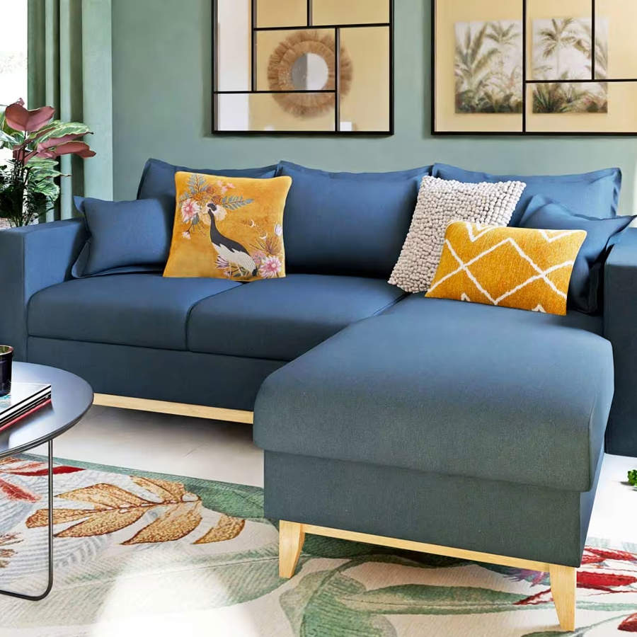 ¿Qué colores combinan mejor con un sofá azul? Desde Maisons du Monde nos lo cuentan