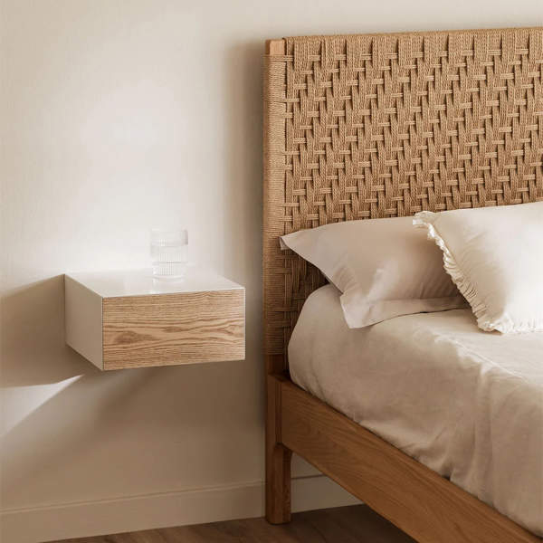 3 mesitas de noche flotantes ideales para dormitorios pequeños: elegantes, estilosas y en 3 estilos que entran en cualquier sitio