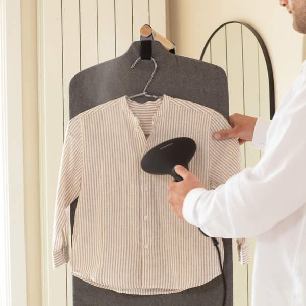 La nueva colección de planchado que ahorra espacio, 'refresca' tu ropa y garantiza que quede per-fec-ta