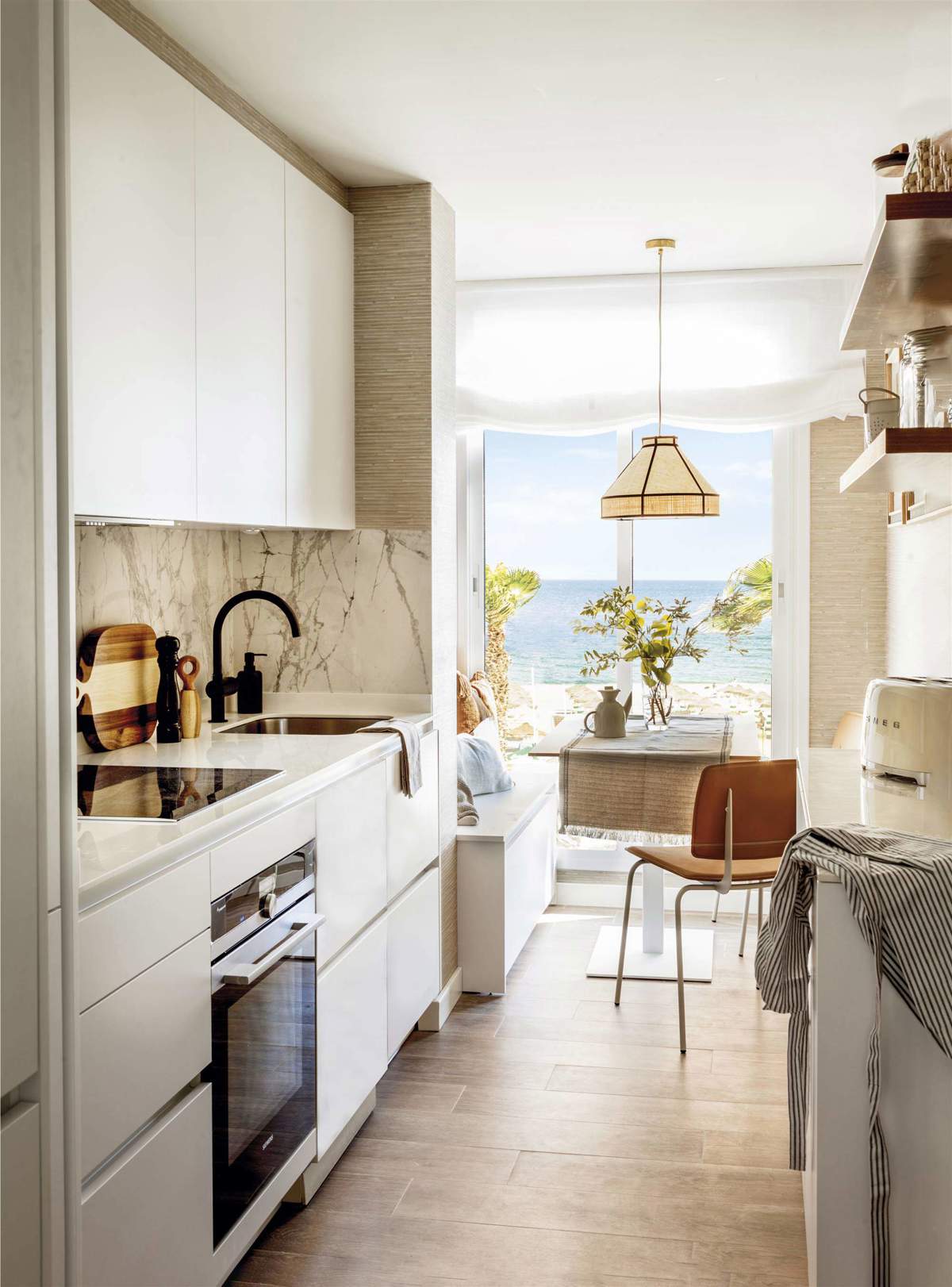 Cocinas pequeñas alargadas: 12 FOTOS e ideas de la revista El Mueble ...