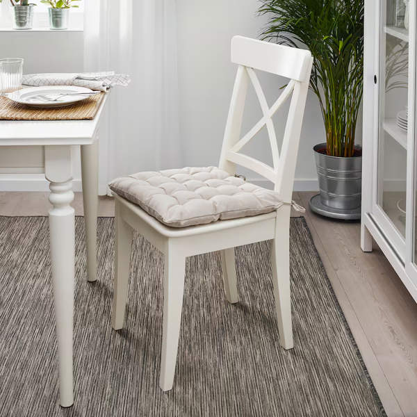 Cojines para sillas: 7 propuestas muy estilosas para vestir tu terraza o tu cocina esta temporada (de Ikea, El Corte Inglés y Leroy Merlin...)