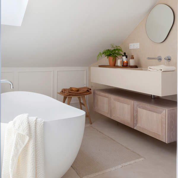 Baños pequeños modernos: 14 ejemplos elegantes, MUY estilosos y llenos de ideas para aprovechar el espacio 