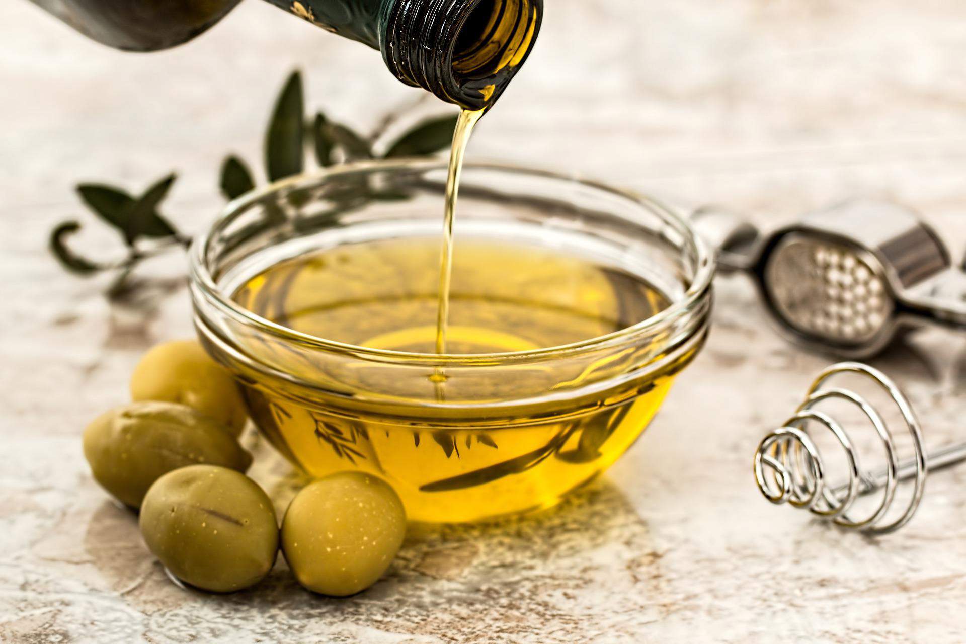 8 beneficios del aceite de oliva ecológico. 