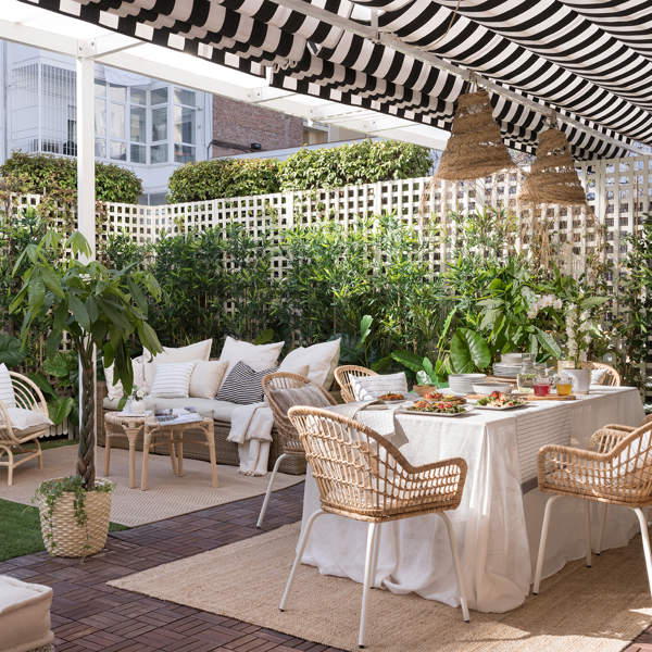 Adiós miradas indiscretas: Maisons du Monde arrasa con la solución perfecta para ganar privacidad en tu balcón o terraza