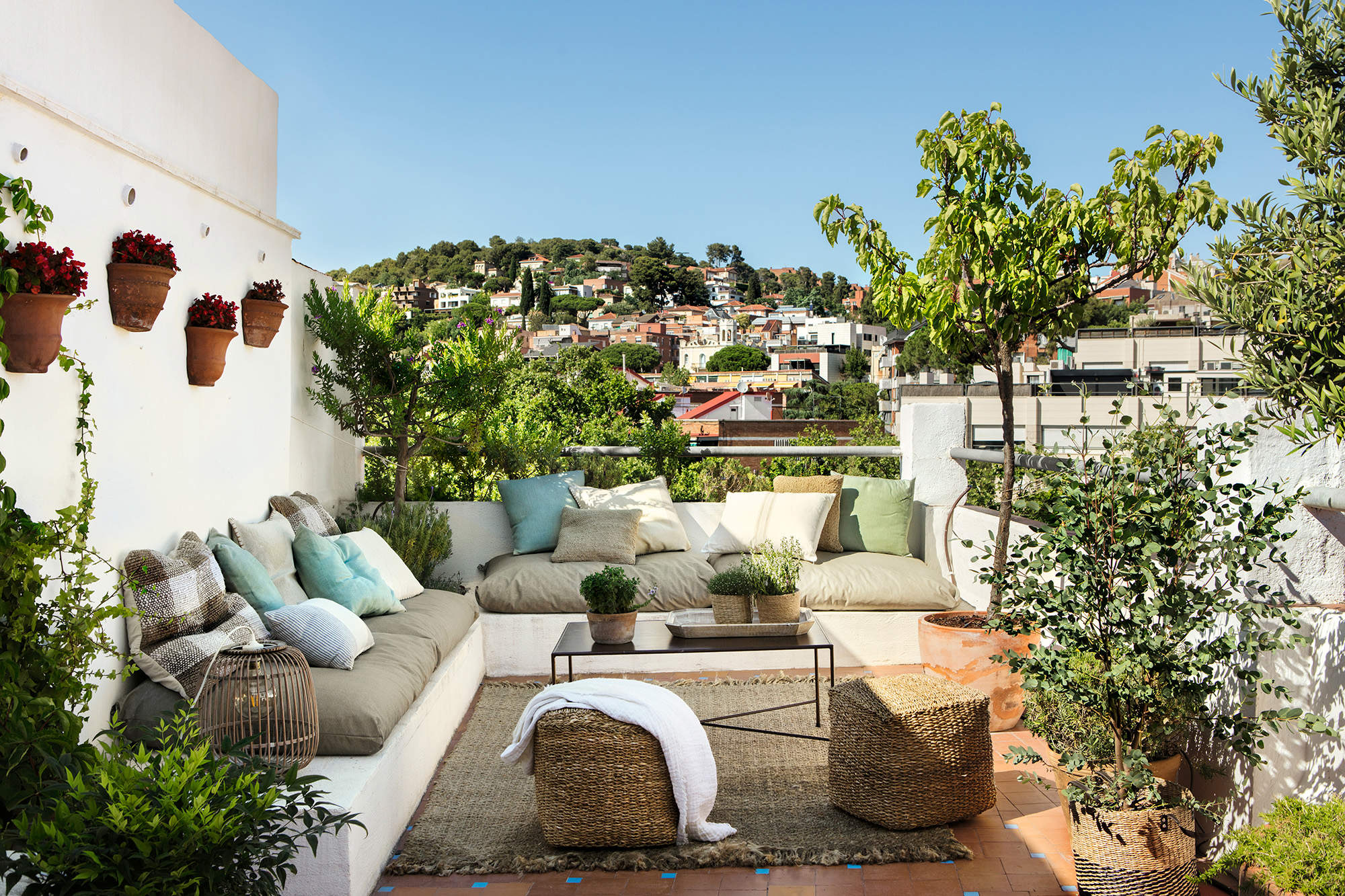 Terraza con alfombra de exterior