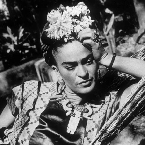 54 frases de Frida Kahlo para entender la vida, el amor y la felicidad