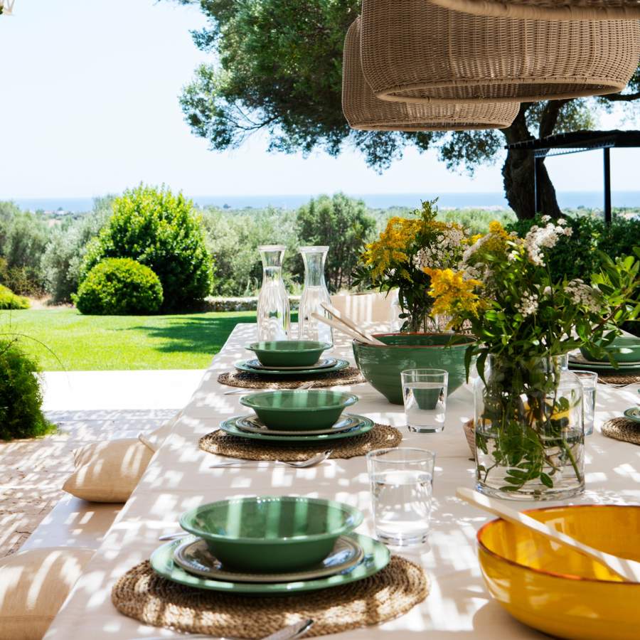 9 claves para decorar la mesa con todo lo mejor del verano