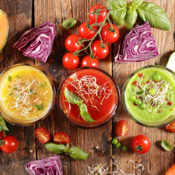 La receta de gazpacho tradicional y 10 variantes de lo más deliciosas (y originales)