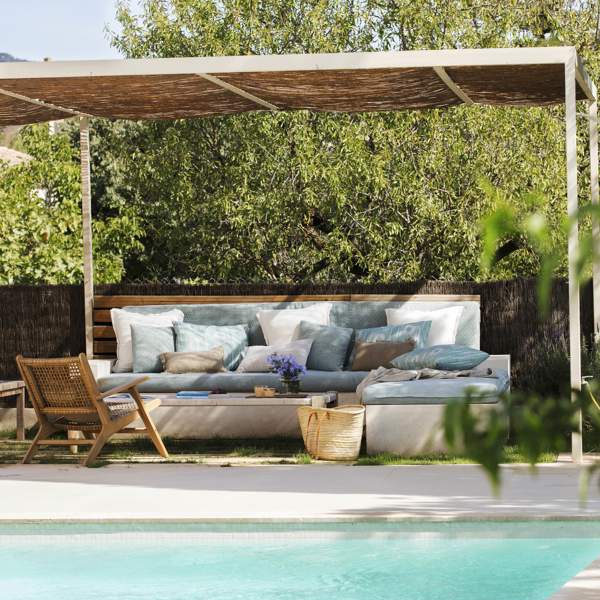 10 ideas para decorar la terraza con cestas y que rebose estilo: rústicas, mini, con encanto, fibras naturales...