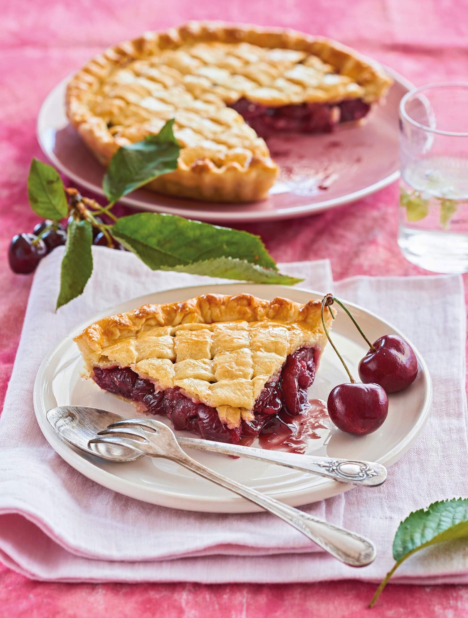 recetas con cerezas tarta enrejada de compota de cerezas