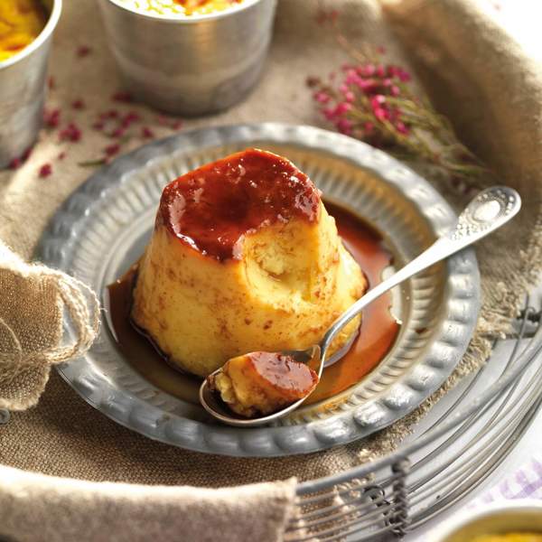 Cómo hacer flan casero como nuestras abuelas y otras 9 recetas fáciles de este postre delicioso 