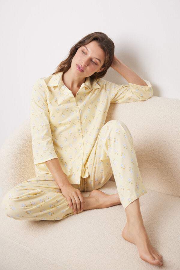 Pijama amarillo